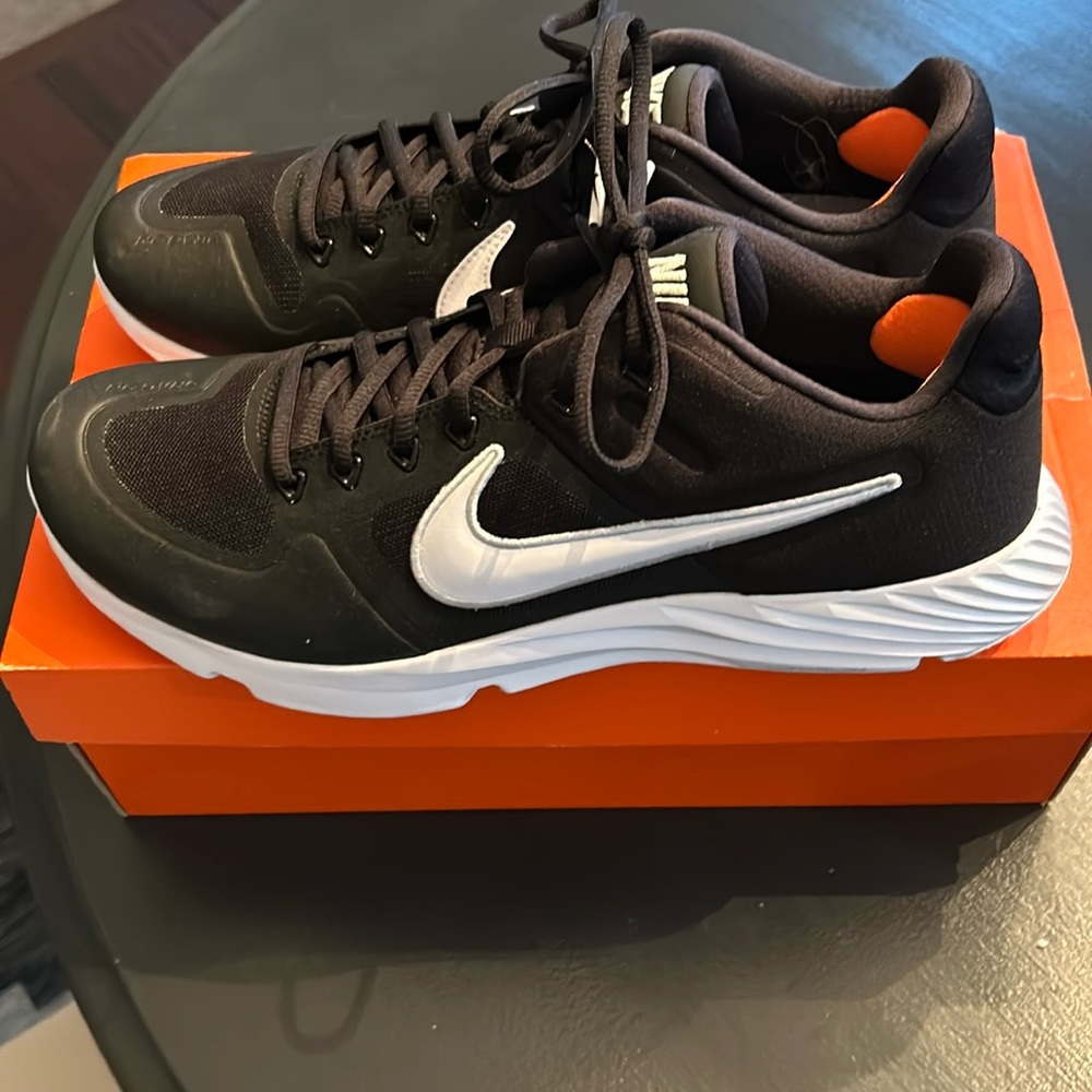 Nike Alpha Huarache Elite Turf Shoes